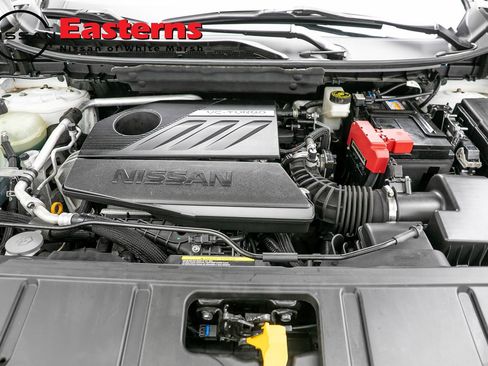 Used 2023 Nissan Rogue SV AWD/4WD image 7