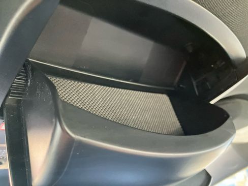 Used 2025 Toyota Camry SE image 17