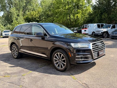 Used 2018 Audi Q7 3.0T Prestige AWD/4WD image 9