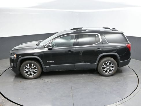 Used 2023 GMC Acadia SLT AWD/4WD image 19