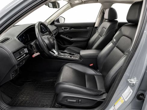 Used 2023 Honda Civic Touring image 13