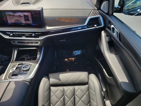 Used 2024 BMW X5 M60i AWD/4WD image 16
