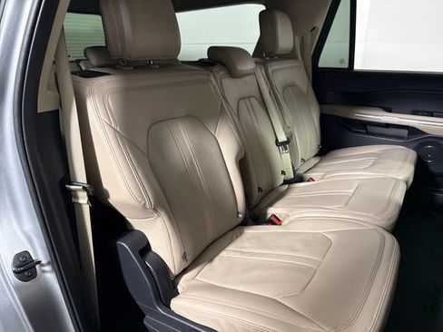 Used 2023 Ford Expedition Max Limited AWD/4WD image 15