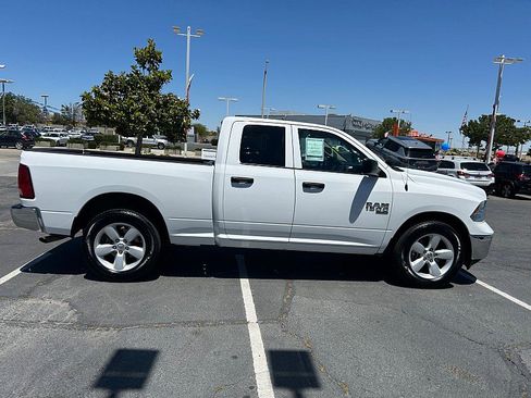 Used 2024 RAM 1500 Classic SLT AWD/4WD image 8