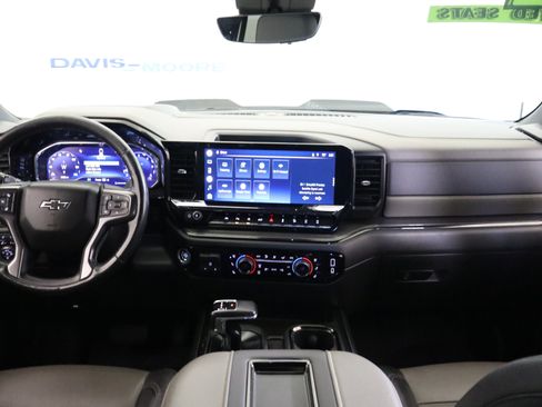 Used 2022 Chevrolet Silverado 1500 ZR2 w/ Technology Package image 15