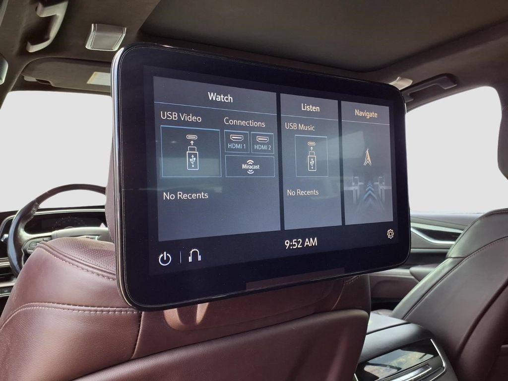 Used 2021 Cadillac Escalade Sport Platinum AWD/4WD image 24