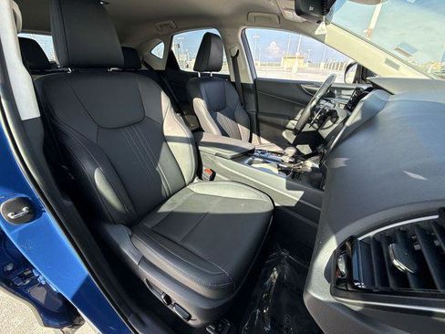 Certified 2025 Lexus NX 250 FWD w/ Accessory Package (Z2) image 26