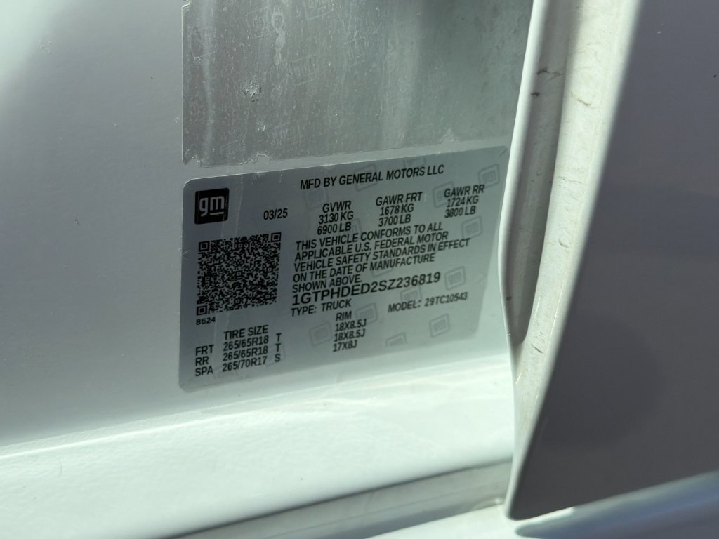 Used 2025 GMC Sierra 1500 SLT RWD image 26