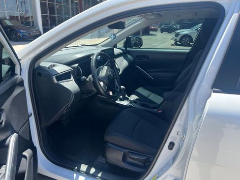 Used 2022 Toyota Corolla Cross LE AWD/4WD image 5