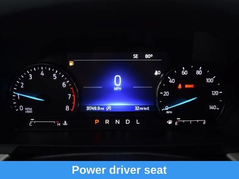 Used 2023 Ford Explorer XLT AWD/4WD image 3