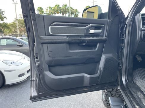 Used 2021 RAM 3500 Big Horn w/ Level 2 Equipment Group AWD/4WD image 35