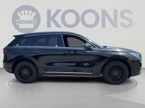 Used 2022 Lincoln Corsair Reserve w/ Luxury Package AWD/4WD image 8