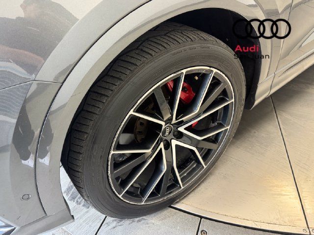 Used 2021 Audi Q8 Premium Plus AWD/4WD image 5