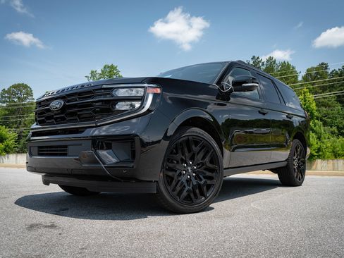 New 2026 Ford Expedition Platinum w/ Stealth Performance Package AWD/4WD image 5