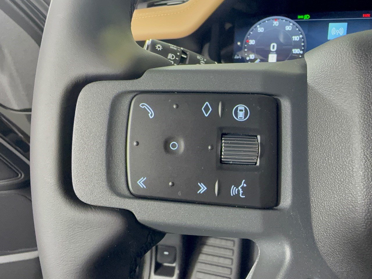 New 2026 Land Rover Defender 110 S AWD/4WD image 18