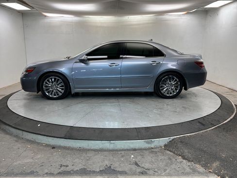Used 2011 Acura RL image 2