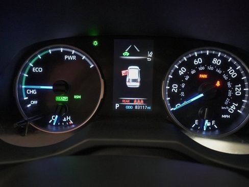 Used 2021 Toyota RAV4 XLE image 23