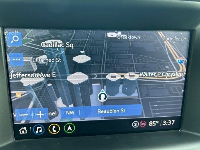 Used 2022 GMC Terrain SLT w/ Infotainment Package II FWD image 27