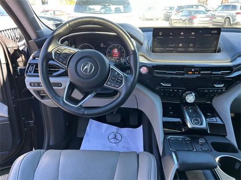 Used 2024 Acura MDX SH-AWD w/ Advance Package image 16