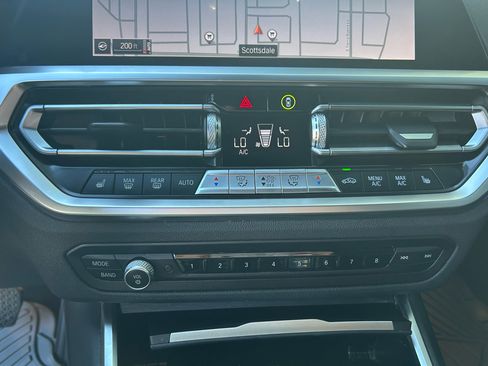 Used 2021 BMW 430i Coupe w/ Premium Package image 35