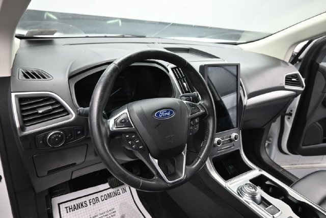Used 2022 Ford Edge SEL AWD/4WD image 13