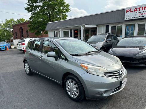 Used 2014 Nissan Versa Note SV w/ Convenience Package FWD image 2