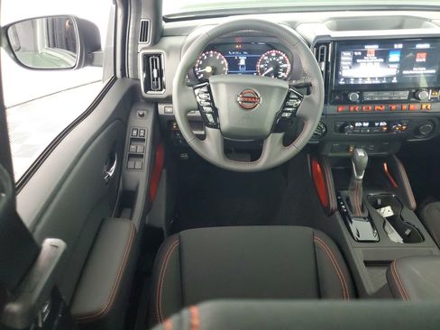 New 2025 Nissan Frontier PRO-4X image 14