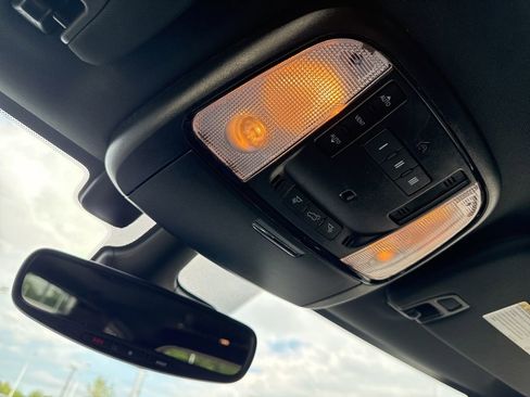 Used 2024 Dodge Durango GT AWD/4WD image 39