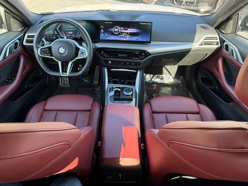 Used 2025 BMW 430i Convertible w/ M Sport Package RWD image 30