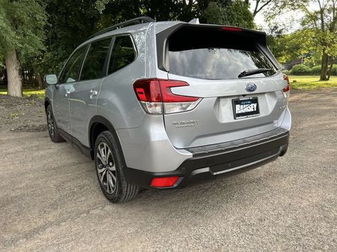 Certified 2023 Subaru Forester Limited AWD/4WD image 6