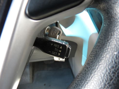 Used 2016 Toyota Sienna LE FWD image 19