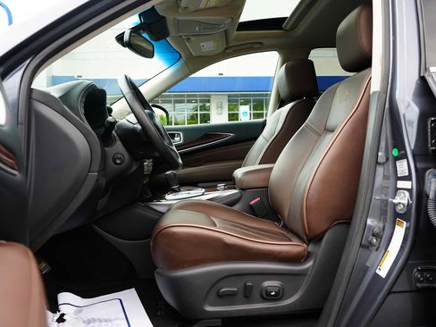 Used 2013 INFINITI JX35 AWD w/ Premium Pkg image 15