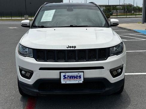 Used 2020 Jeep Compass Latitude FWD image 4