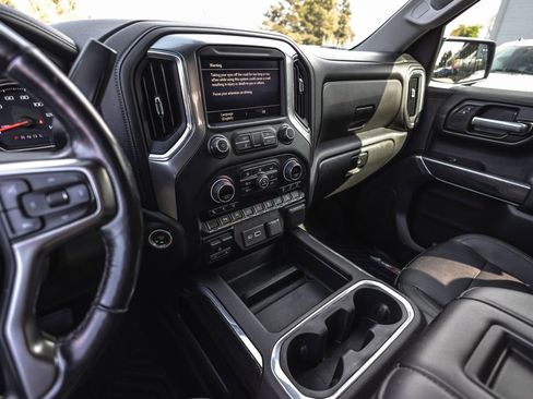 Used 2021 Chevrolet Silverado 1500 LTZ AWD/4WD image 21