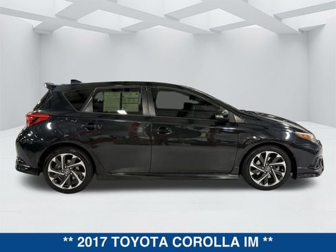 Used 2017 Toyota Corolla iM image 3