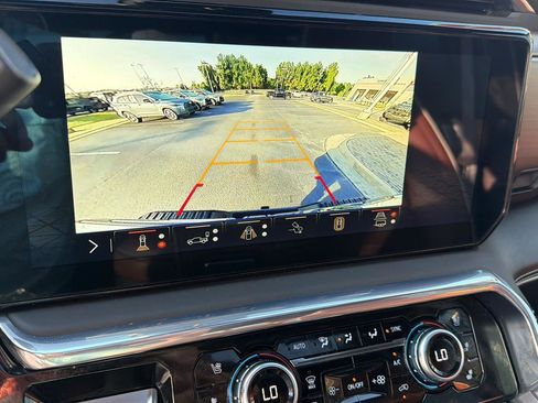 Used 2024 GMC Sierra 3500 Denali Ultimate AWD/4WD image 27