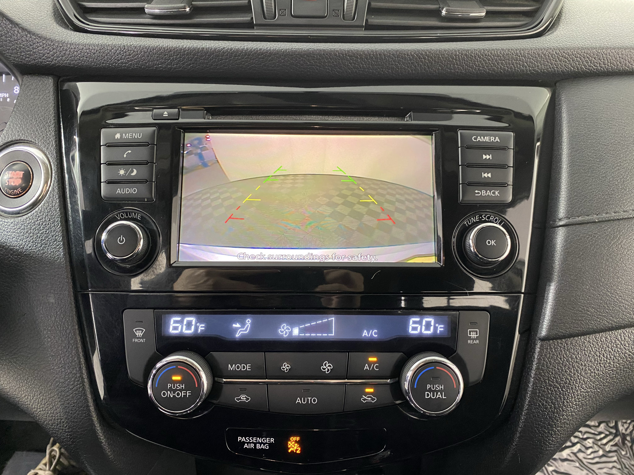 Used 2018 Nissan Rogue SV AWD/4WD image 26