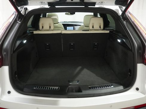 Used 2020 Cadillac XT4 Sport w/ Driver Assist Package image 6