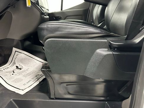 Used 2024 Ford Transit 250 148 Medium Roof w/ Load Area Protection Package image 12