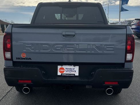 New 2026 Honda Ridgeline Black Edition image 4