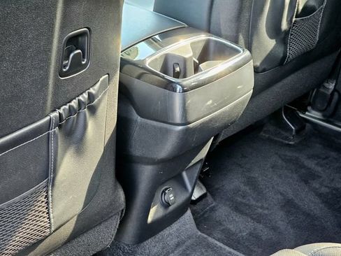 Used 2023 Kia Telluride EX w/ EX Captain's Chair Package FWD image 27