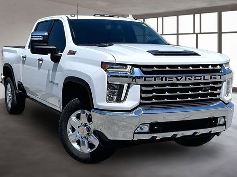 Used 2022 Chevrolet Silverado 2500 LTZ w/ LTZ Plus Package AWD/4WD image 3