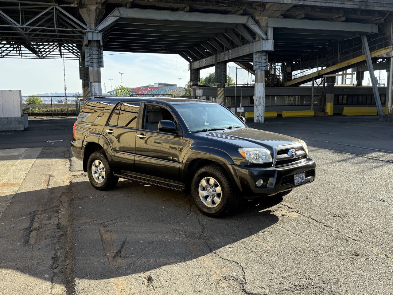 Used 2007 Toyota 4Runner SR5 AWD/4WD image 48