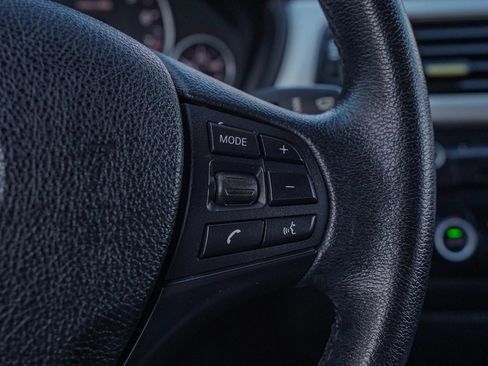 Used 2014 BMW 320i Sedan image 28