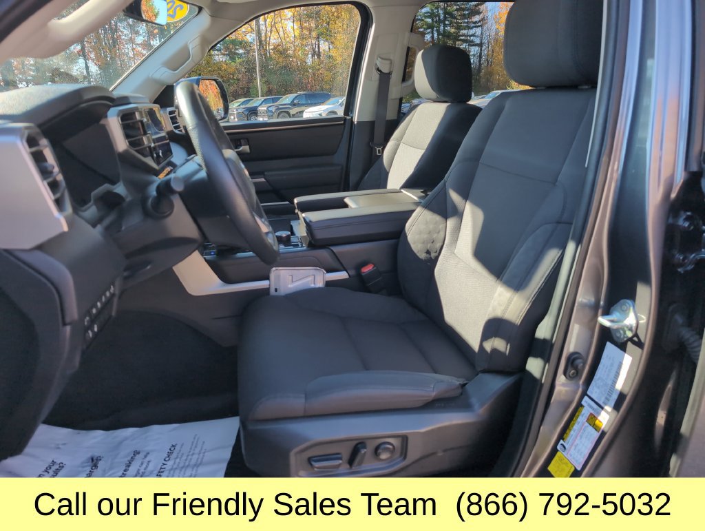 Used 2024 Toyota Sequoia SR5 w/ TRD Off-Road Package AWD/4WD image 11