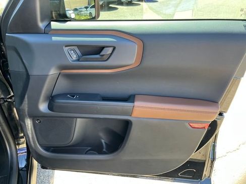Used 2024 Ford Bronco Sport Outer Banks w/ Tech Package AWD/4WD image 26