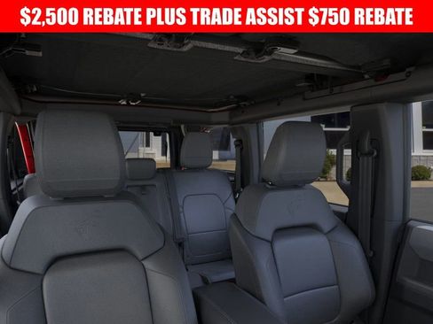 New 2025 Ford Bronco Big Bend w/ Black Diamond Package image 12