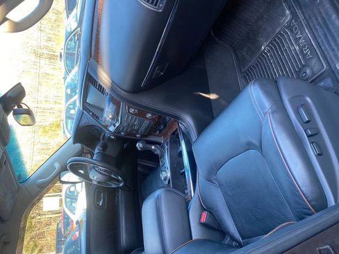 Used 2017 Nissan Armada Platinum w/ Captain Seat Package image 32