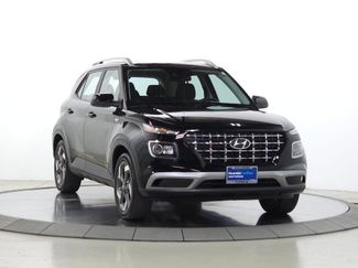 Certified 2022 Hyundai Venue SEL FWD video 1