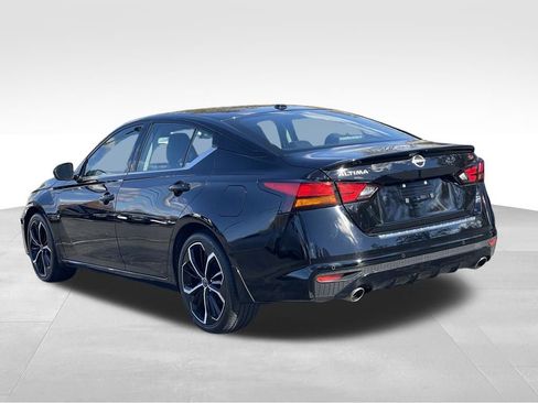Certified 2023 Nissan Altima 2.5 SR FWD image 5